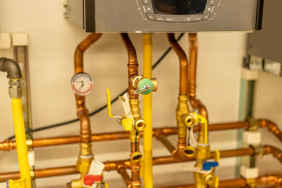 Licensed technician providing Slab Leak Repair for a homeowner in East End